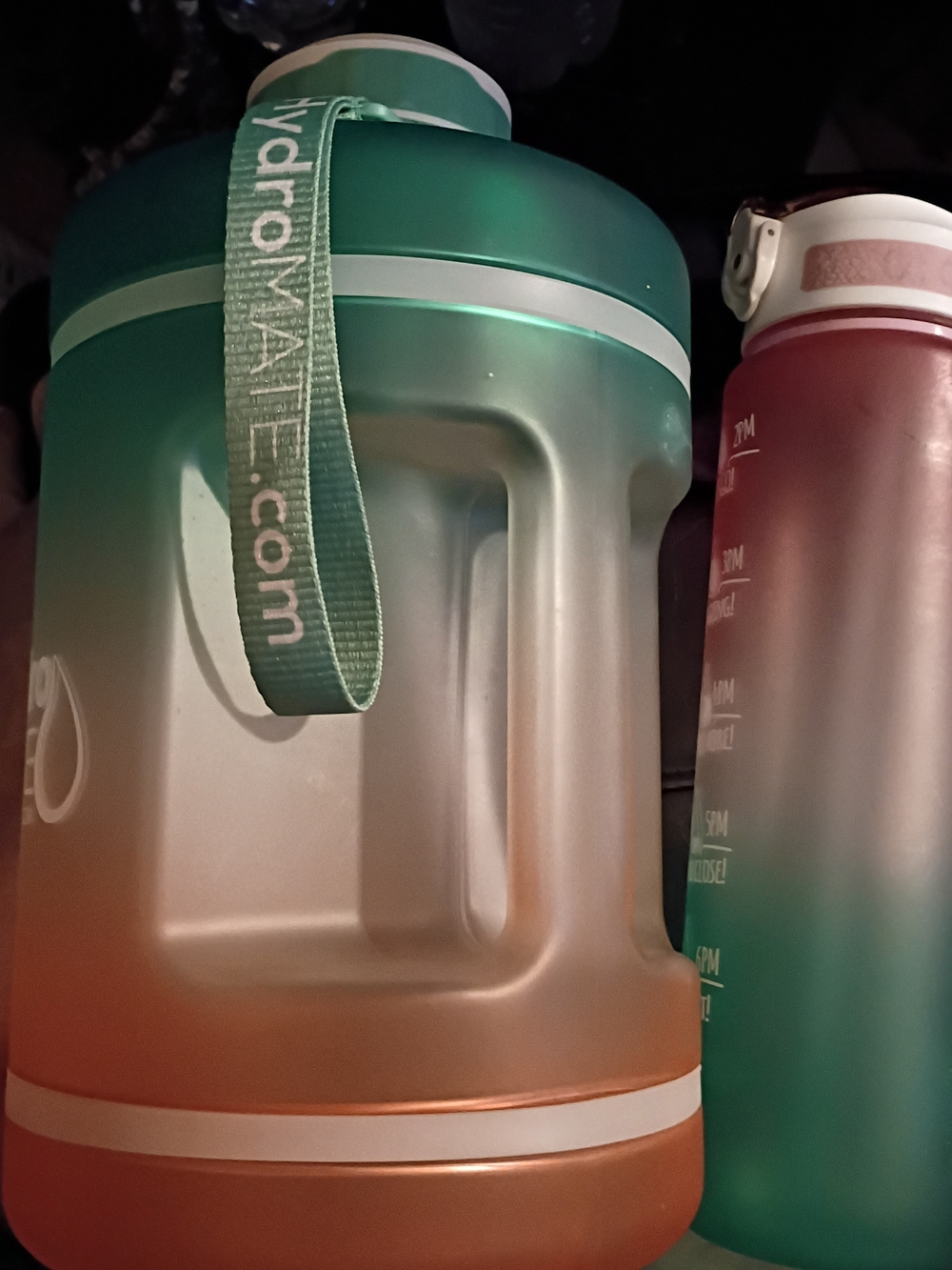 HydroMate Gradient Water Jug - Teal to Pink